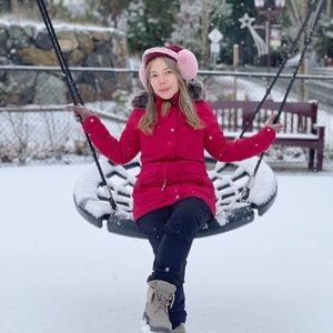 Meet your Posher, Roselle